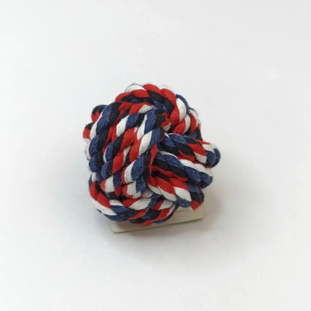 Pelota de nudo pequeña